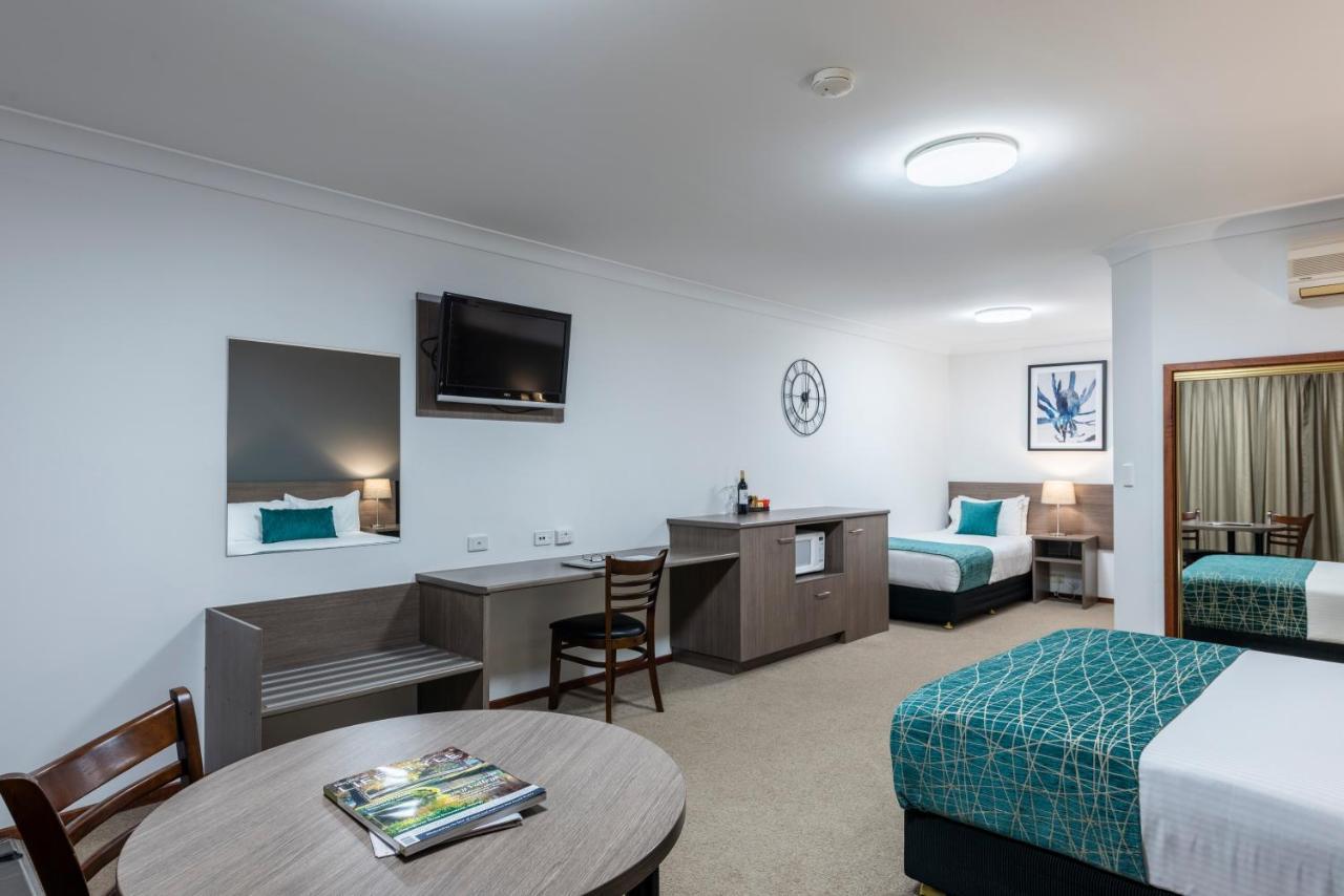 Best Western Plus Ambassador Orange Bagian luar foto