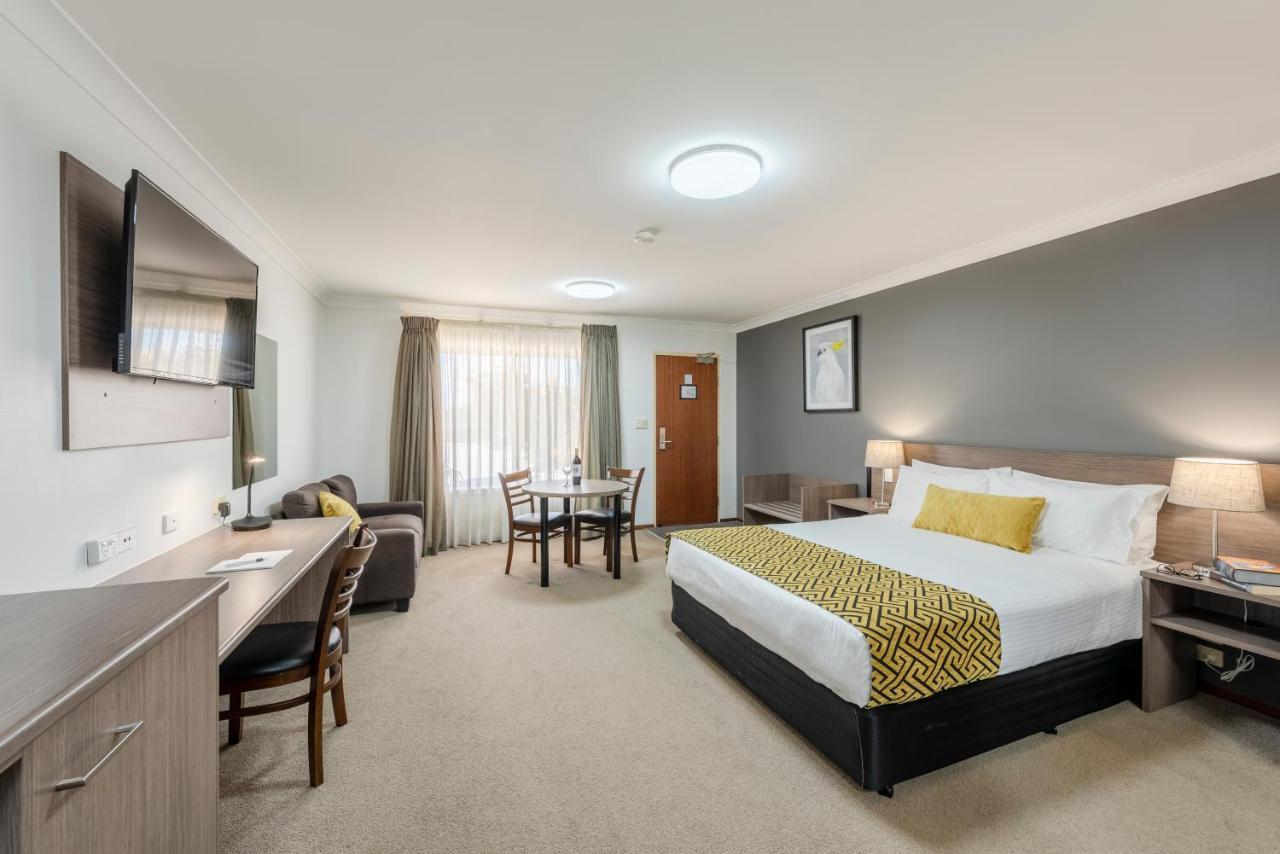 Best Western Plus Ambassador Orange Bagian luar foto