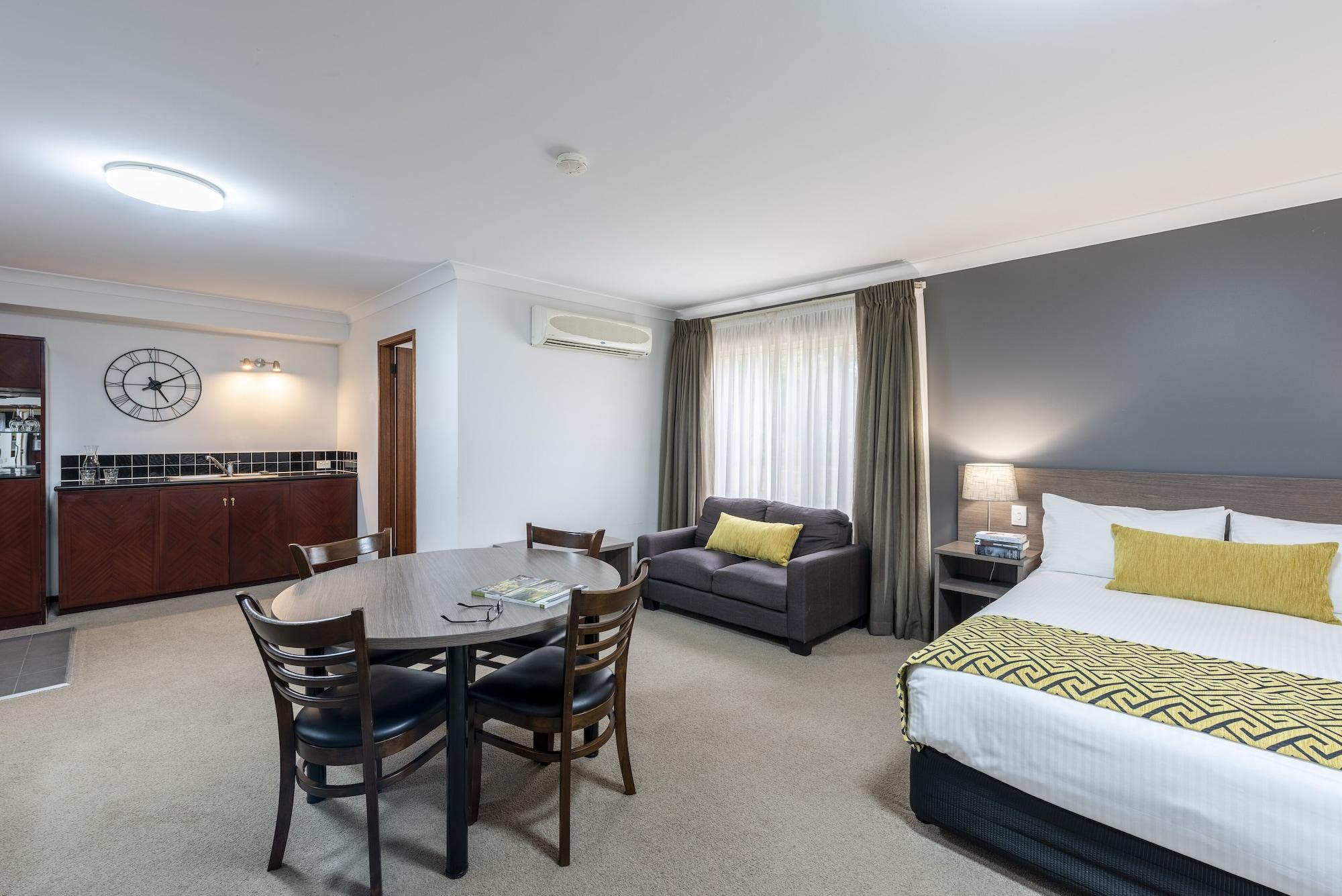 Best Western Plus Ambassador Orange Bagian luar foto