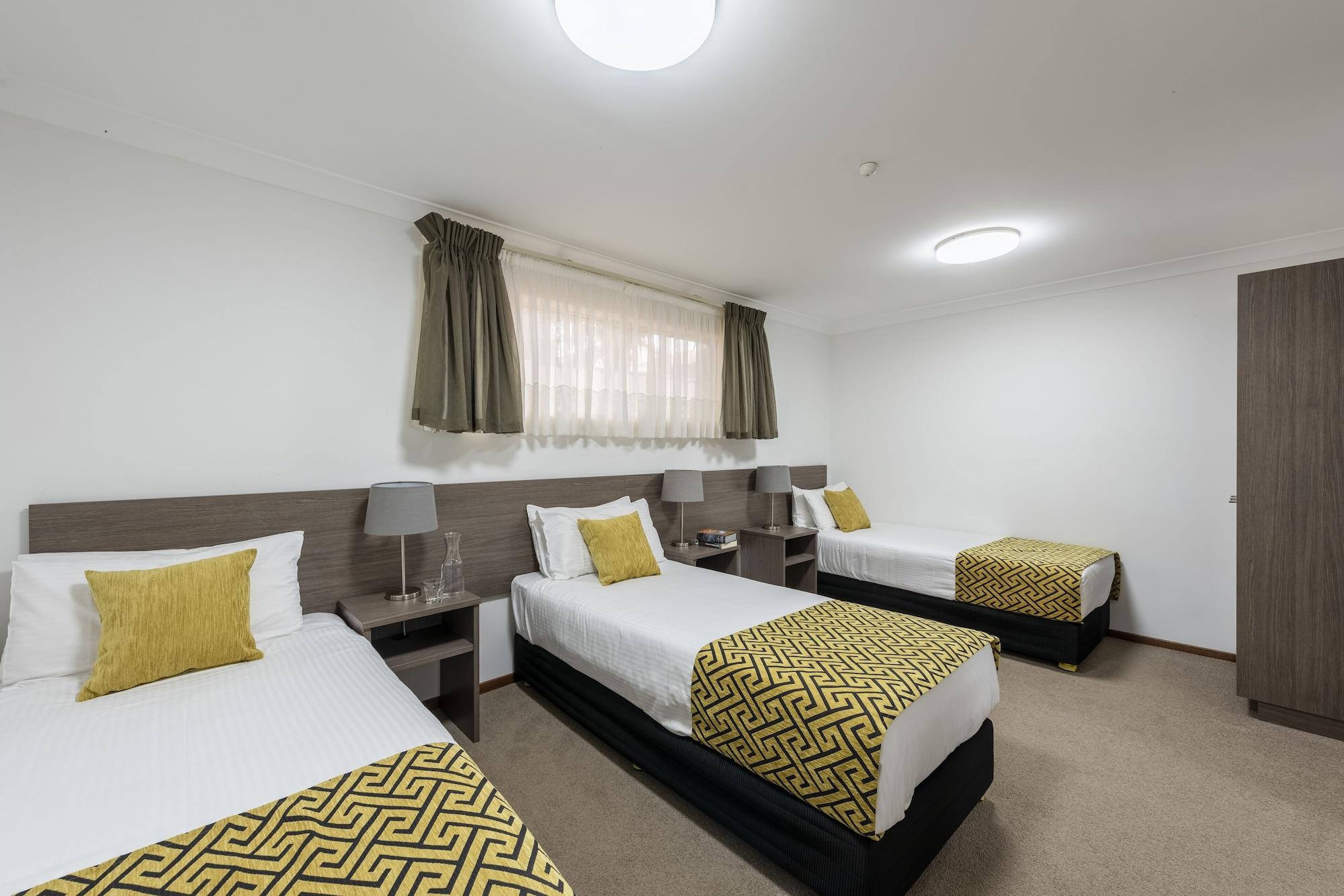 Best Western Plus Ambassador Orange Bagian luar foto