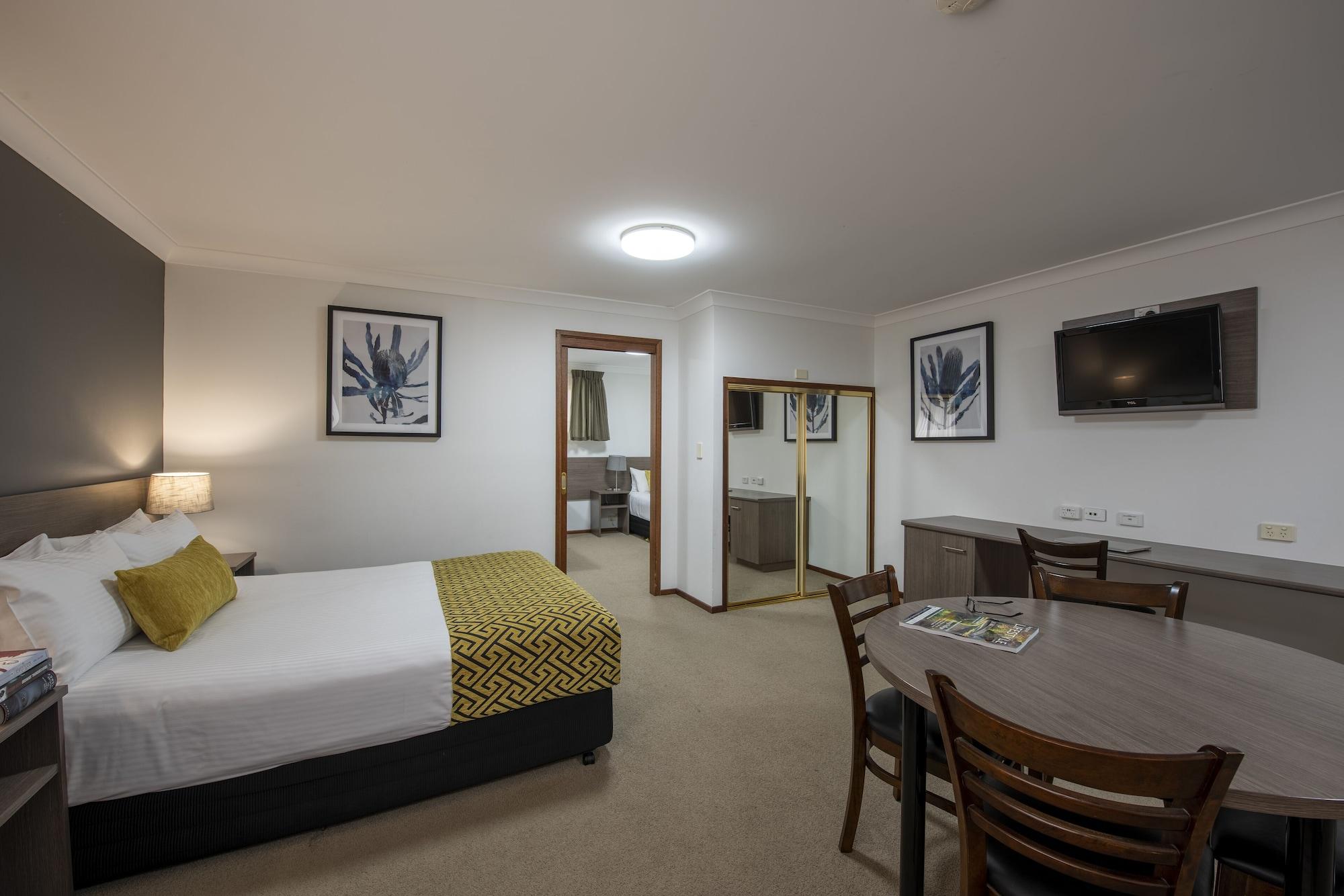 Best Western Plus Ambassador Orange Bagian luar foto