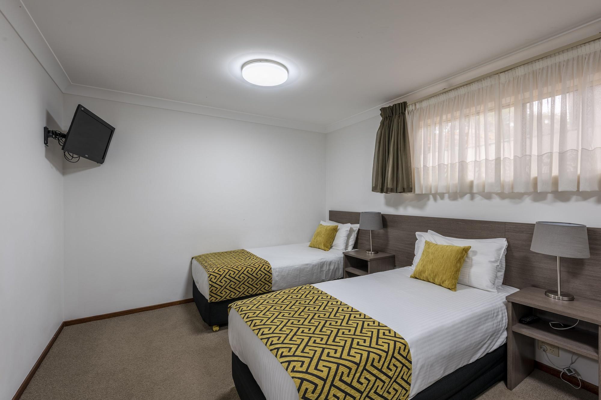 Best Western Plus Ambassador Orange Bagian luar foto