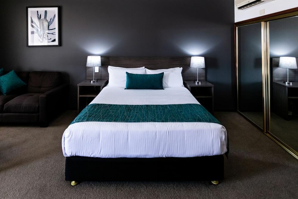Best Western Plus Ambassador Orange Bagian luar foto